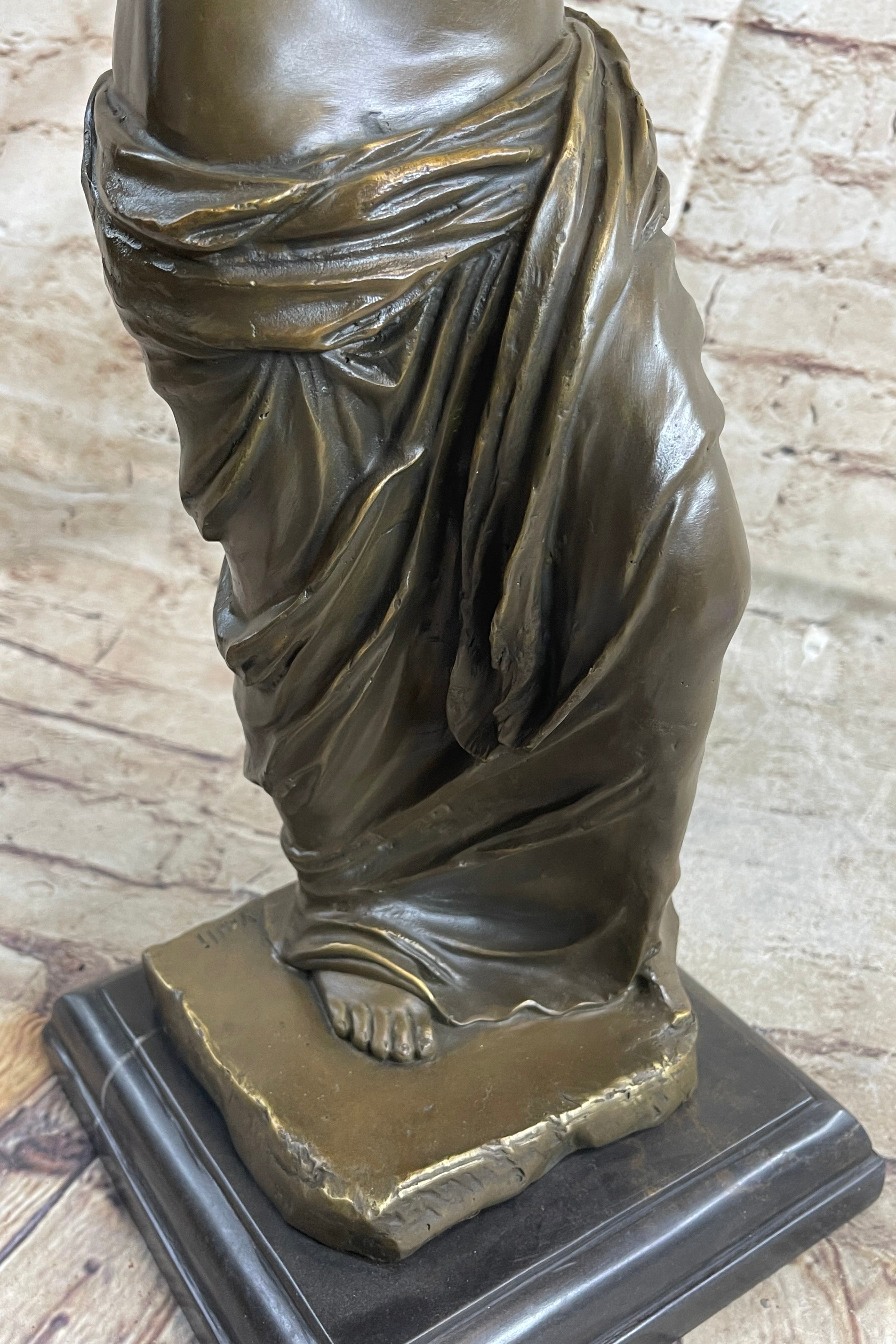 Venus De Milo Nude Ancient Greek Sculpture Figure on Marble Base