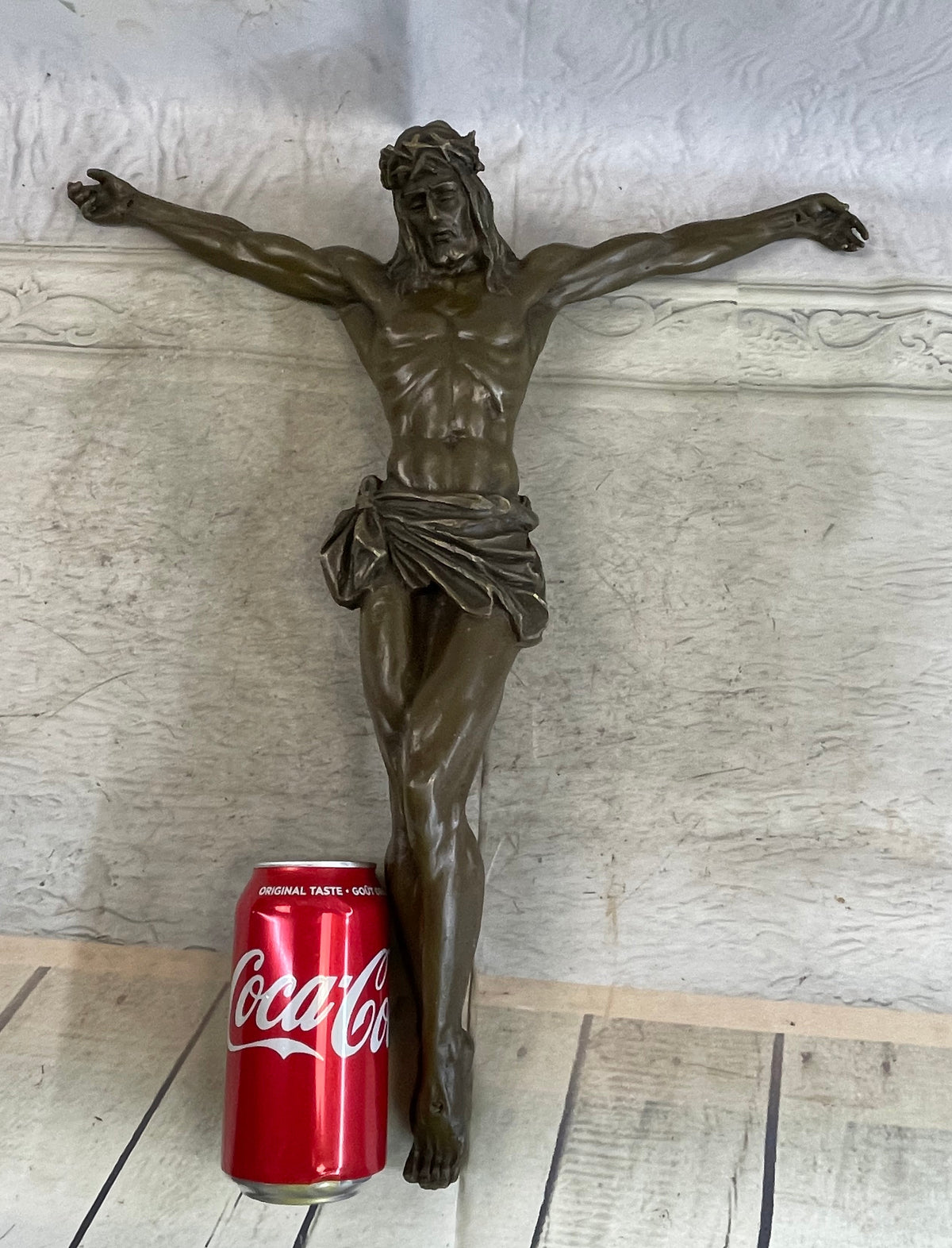 Jesus Christ on Cross Wall Hanging Crucifix 18.5" x 17.5"
