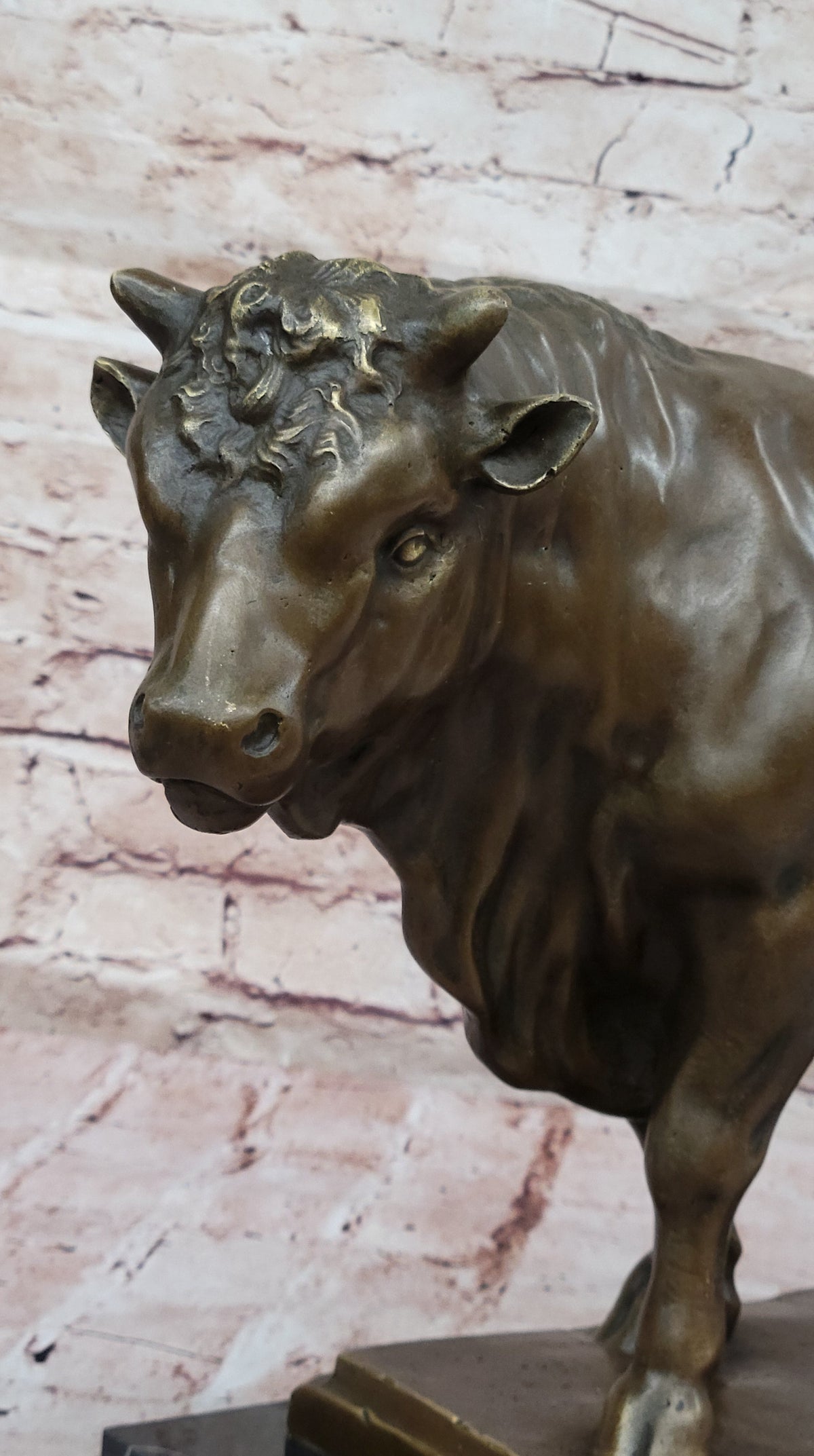 Bronze Bull on Marble Base – Powerful Animal Sculpture