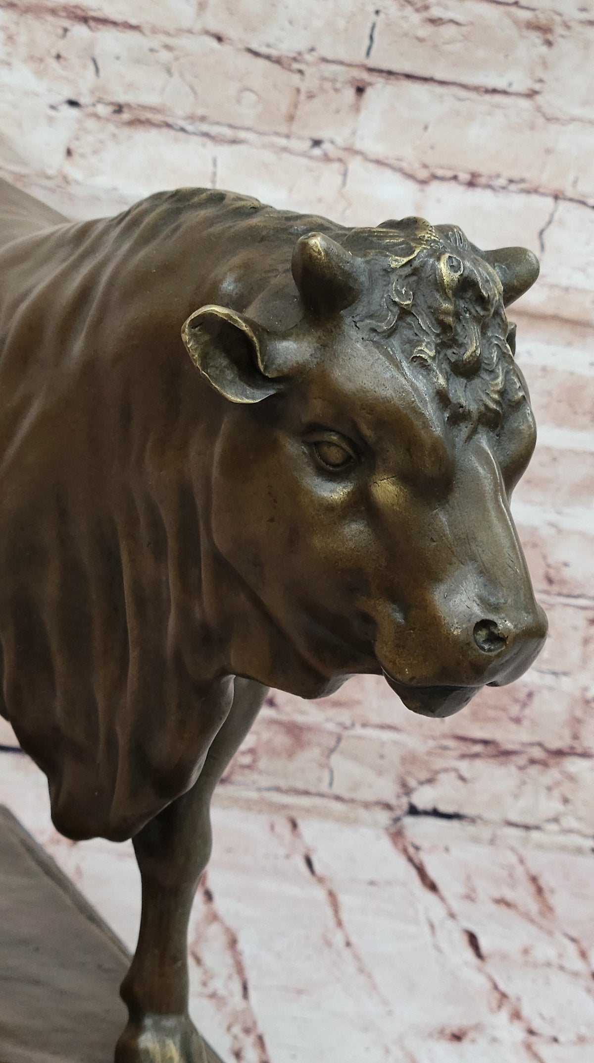 Bronze Bull on Marble Base – Powerful Animal Sculpture