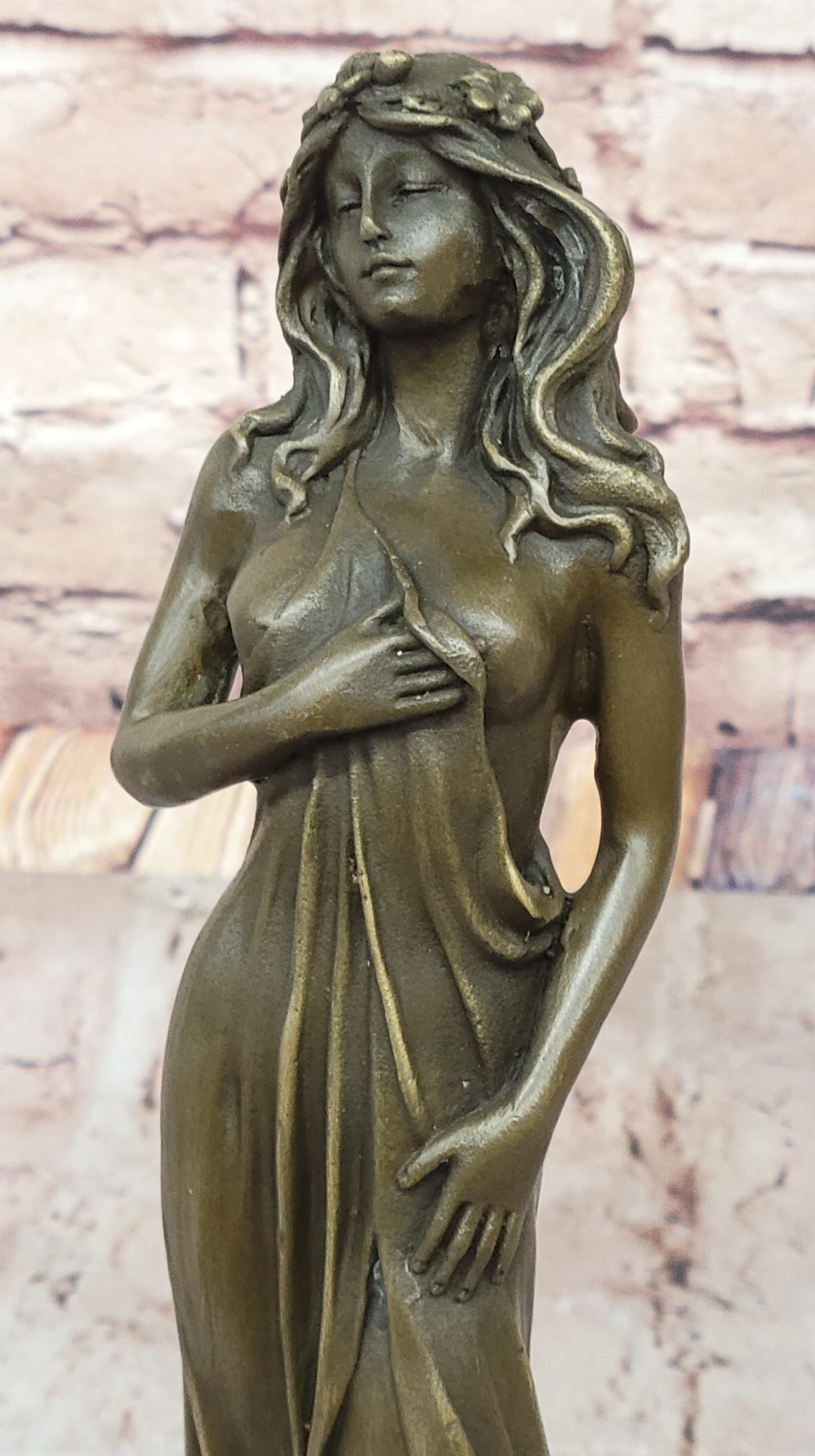 Floral Bronze Maiden – Elegant Goddess by Aldo Vitaleh