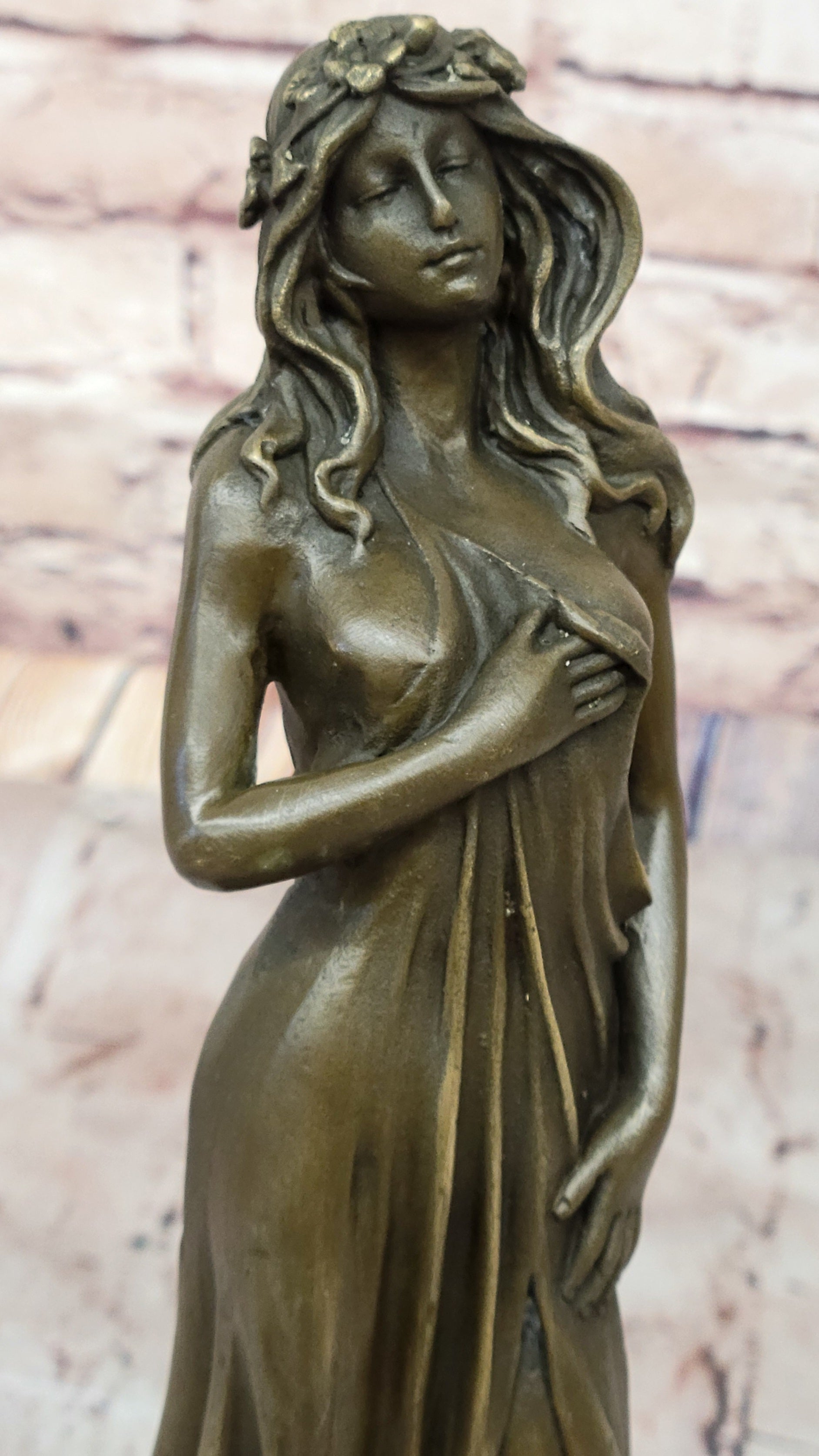 Floral Bronze Maiden – Elegant Goddess by Aldo Vitaleh