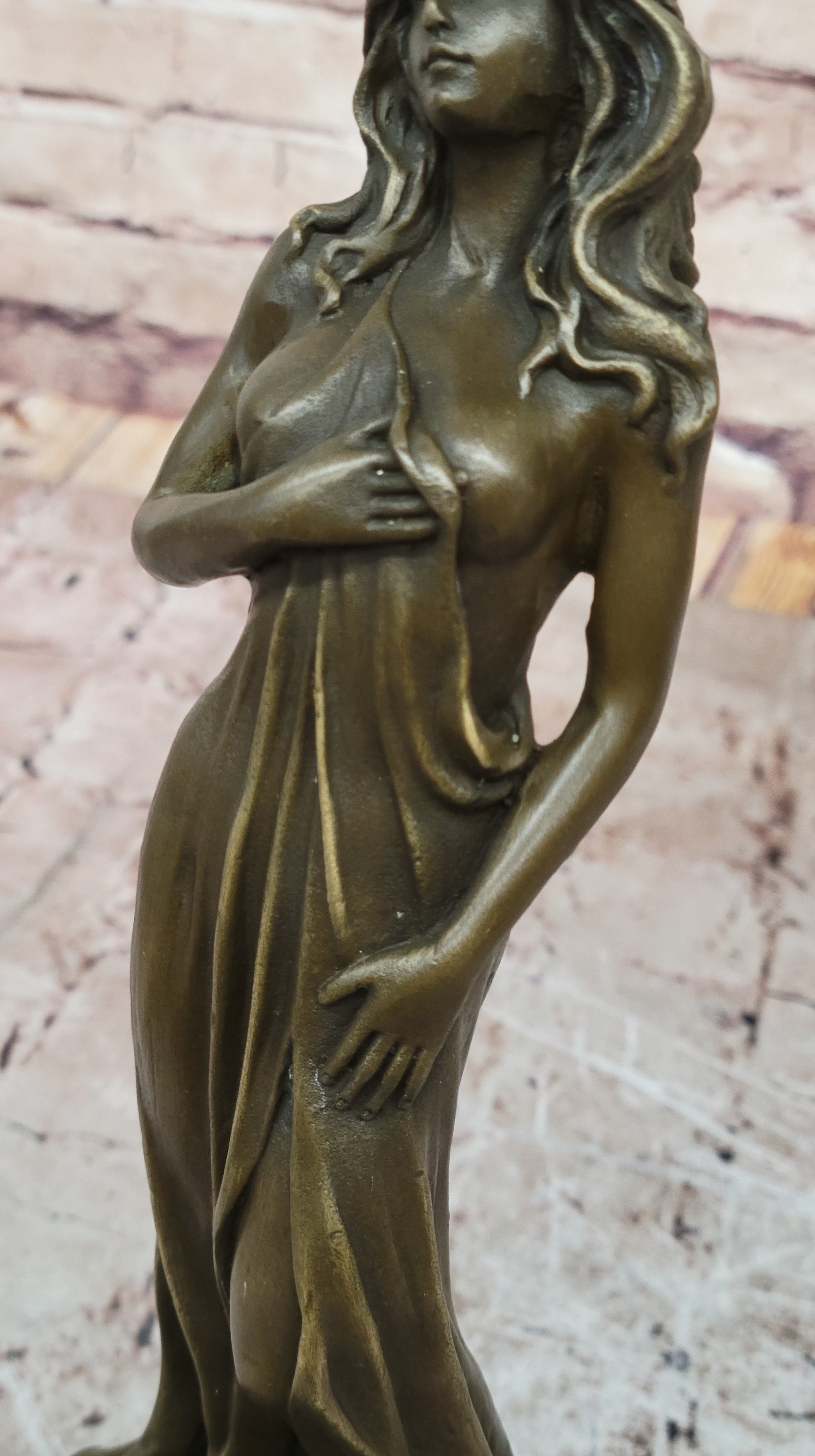 Floral Bronze Maiden – Elegant Goddess by Aldo Vitaleh