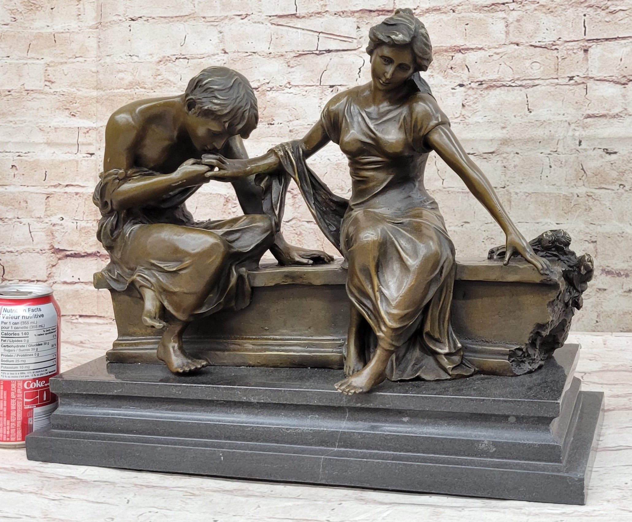 Lovers Romantic Couple Kissing Bronze Sculpture 14" x 16"