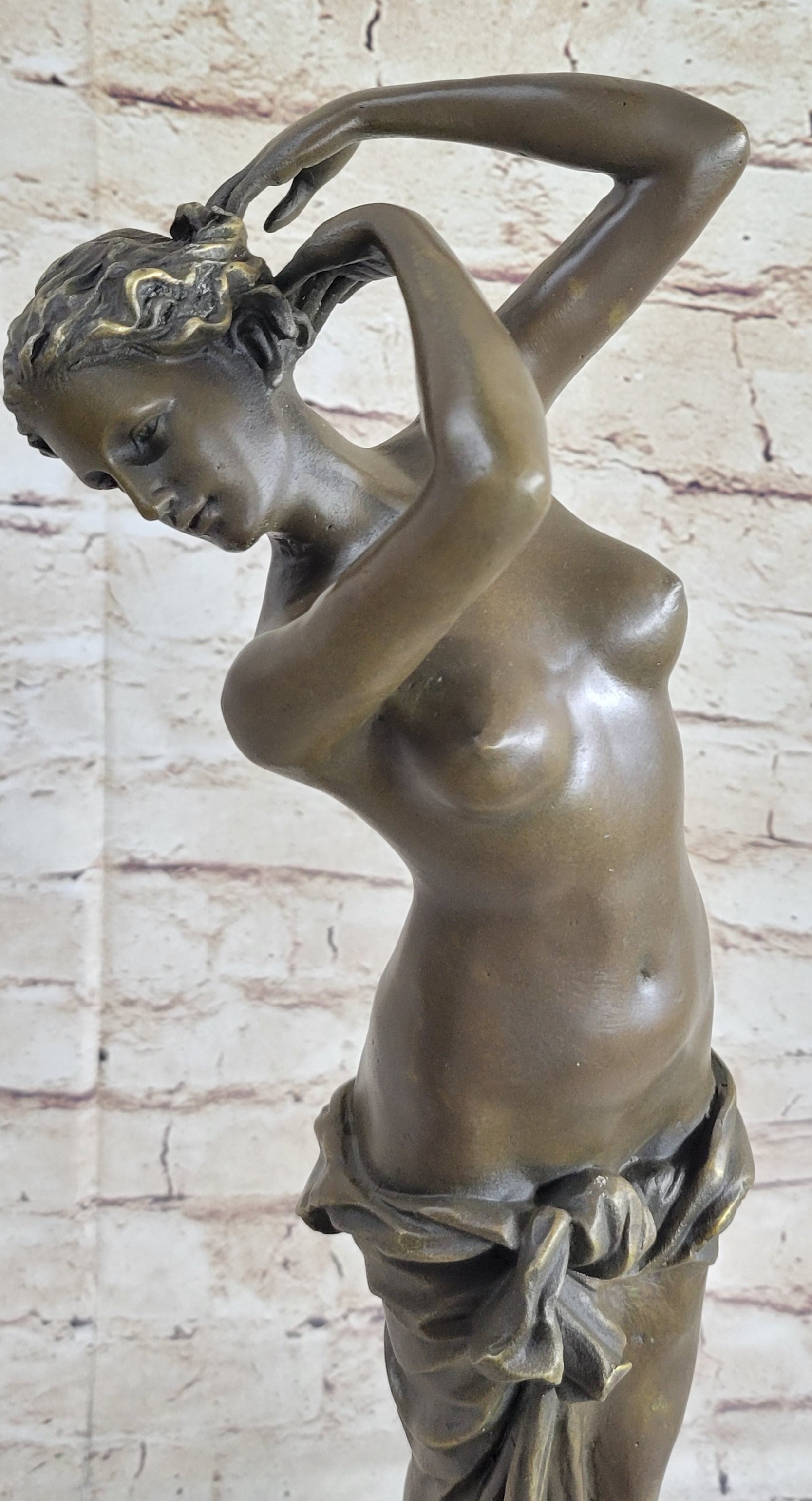Signed Italian Vitaleh Nude Female Bronze Sculpture Art Deco