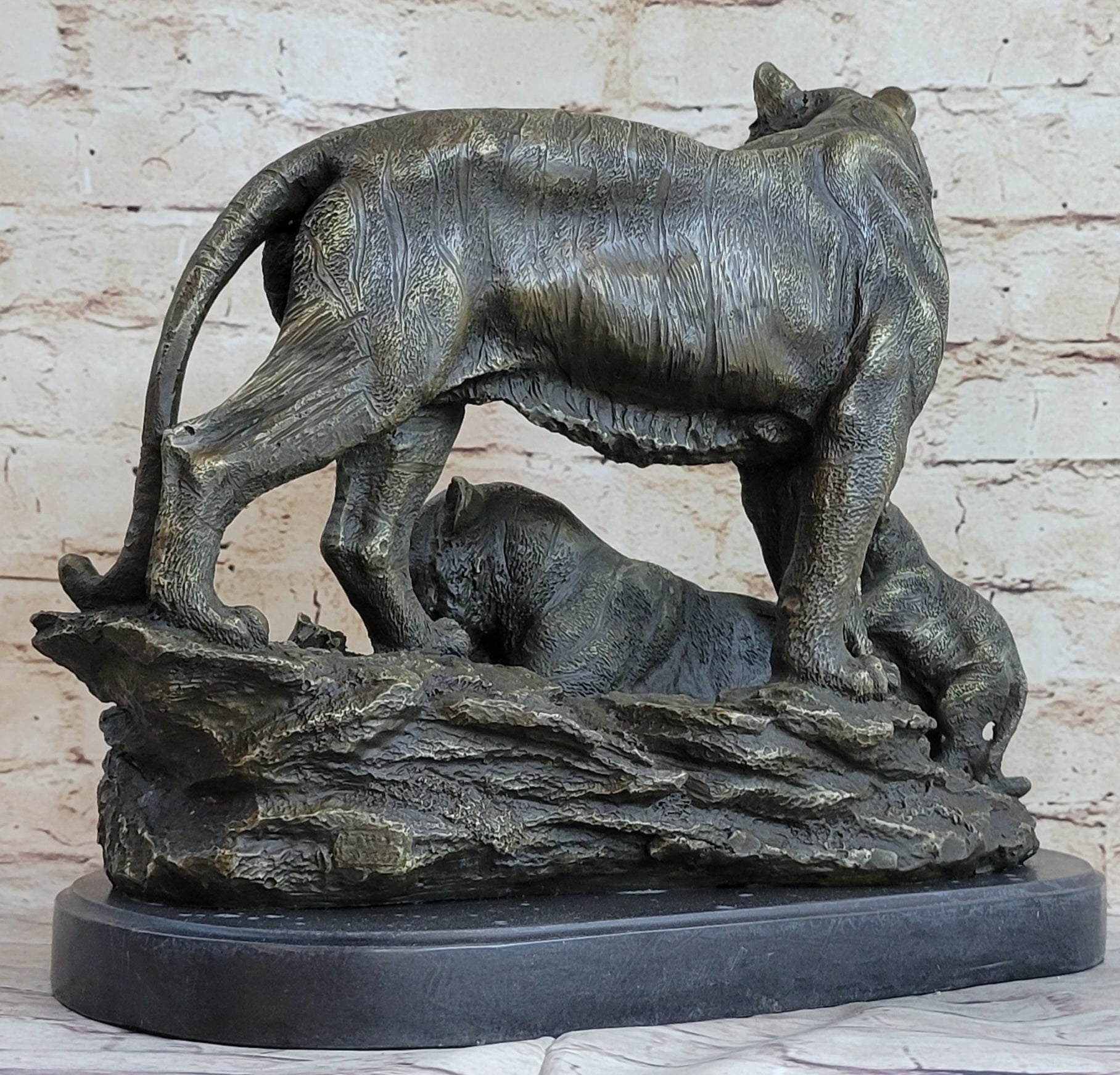 Hot Cast Bronze Tiger Family Sculpture Wildlife Art