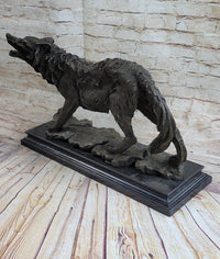 Fierce Wolf Howling Bronze Sculpture on Marble Base