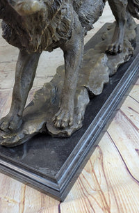 Fierce Wolf Howling Bronze Sculpture on Marble Base
