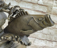 Extra Large American Eagle Scooping Fish Bronze by Milo