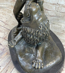 Greek Roman Warrior Gladiator Slaying Lion Bronze 22" x 18"