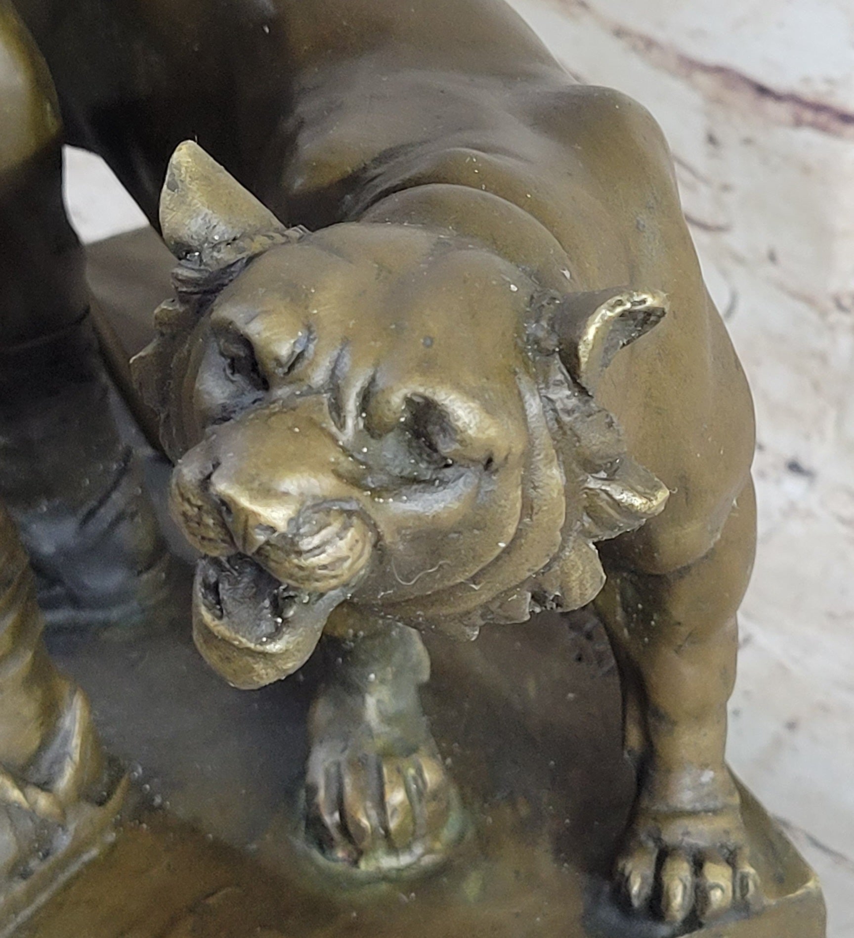 Roman Gladiator Warrior & Lion Bronze Sculpture 20" x 13"
