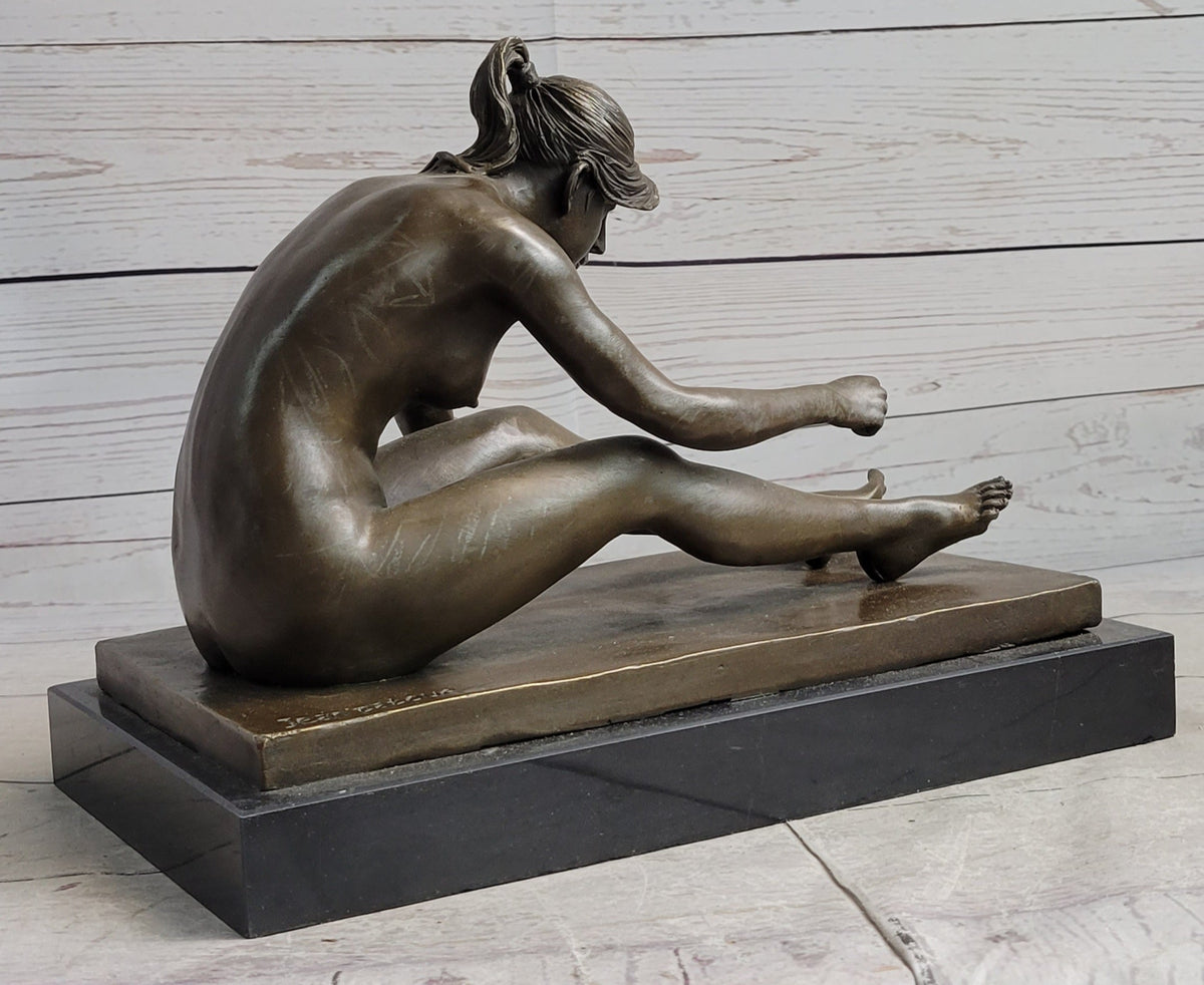 Nude Female Figure Classical Beauty Hot Cast Bronze Sculpture Signed