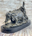 Hot Cast Bronze Sculpture of Two Elephants on Marble Base