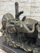 Hot Cast Bronze Sculpture of Two Elephants on Marble Base