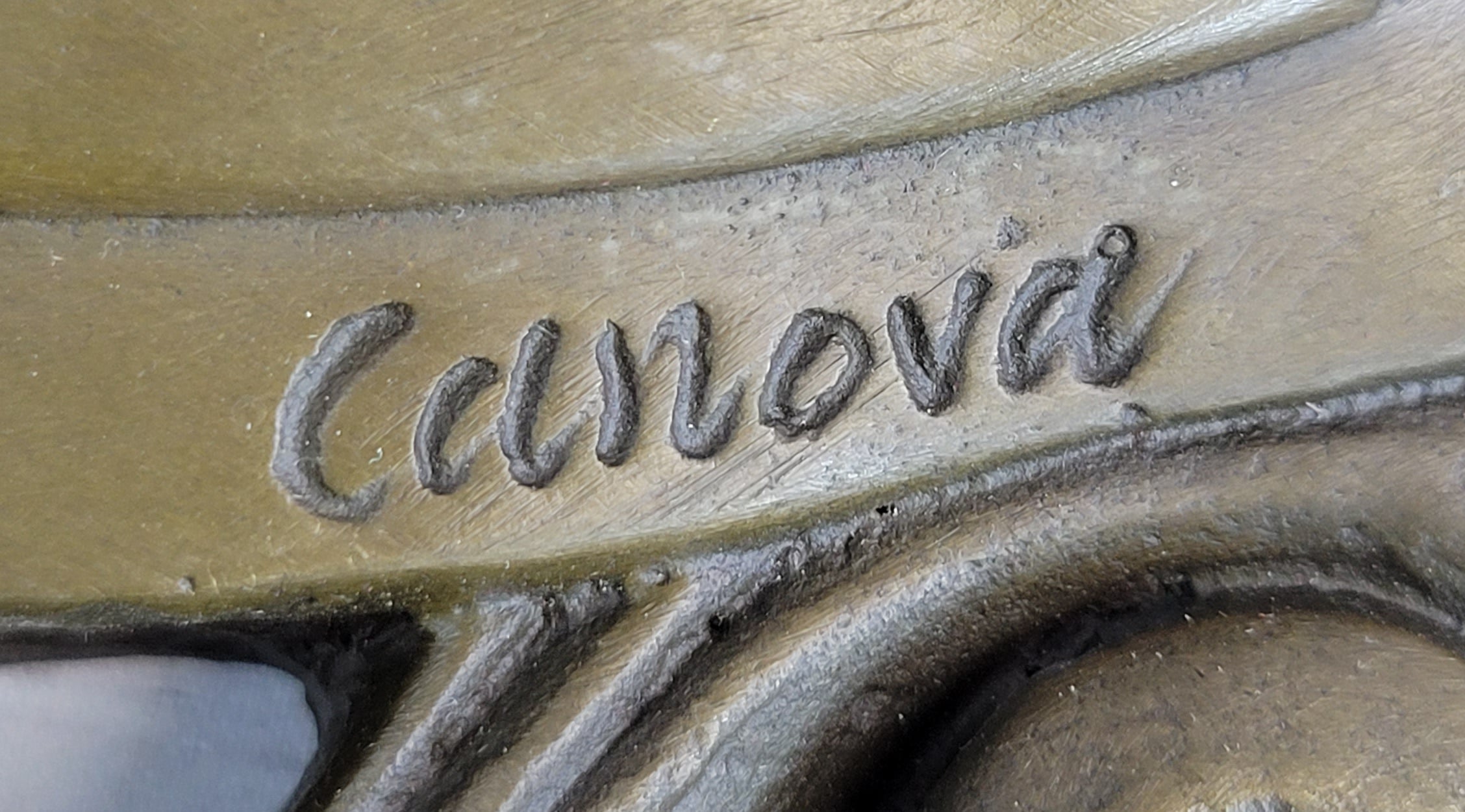 Coat of Arms Family Crest Lions Crown Bronze Wall Sculpture 13" x 16"