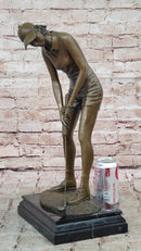 Bronze Female Golfer Sculpture – Lady Putting on Marble Base