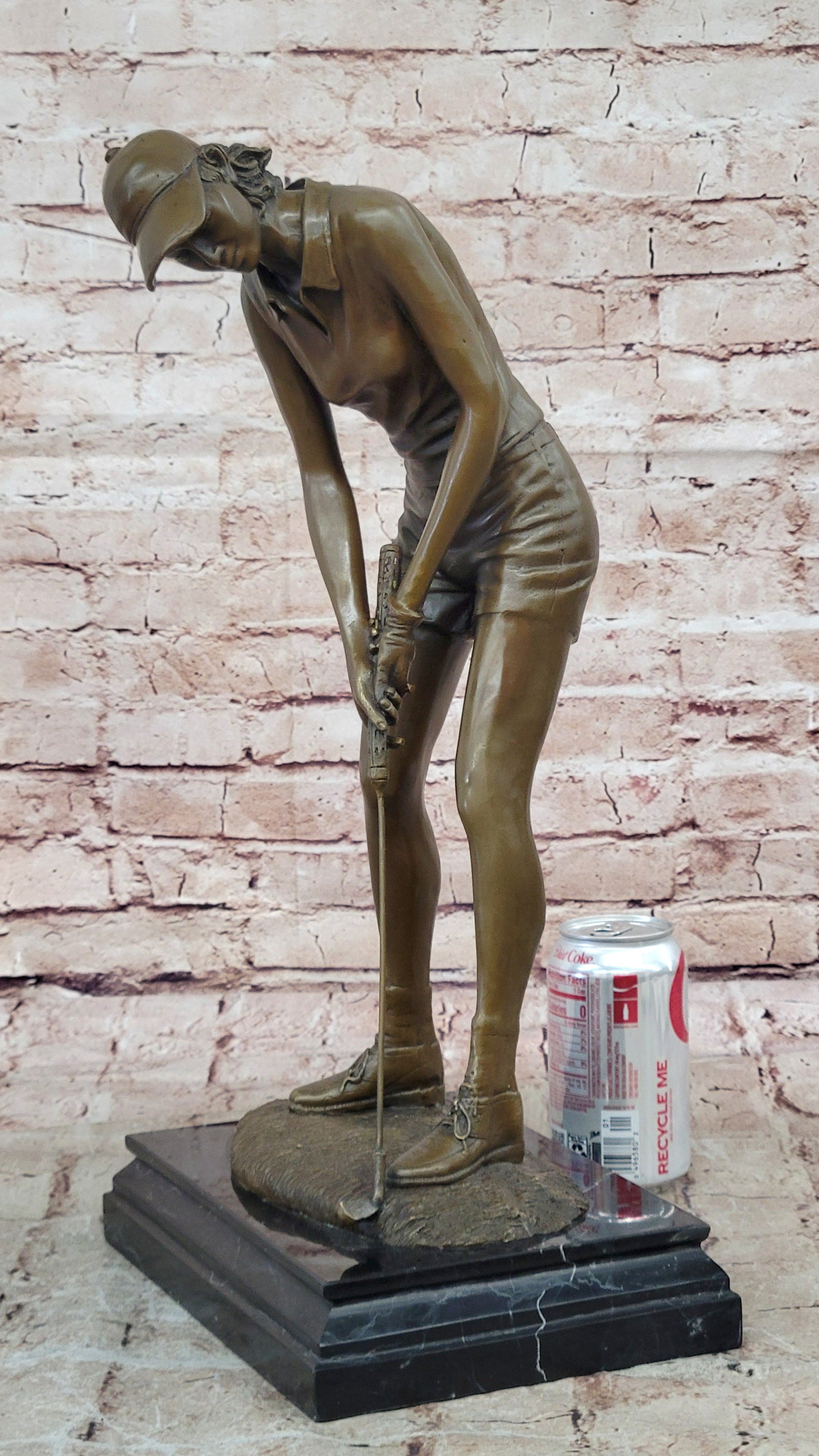 Bronze Female Golfer Sculpture – Lady Putting on Marble Base