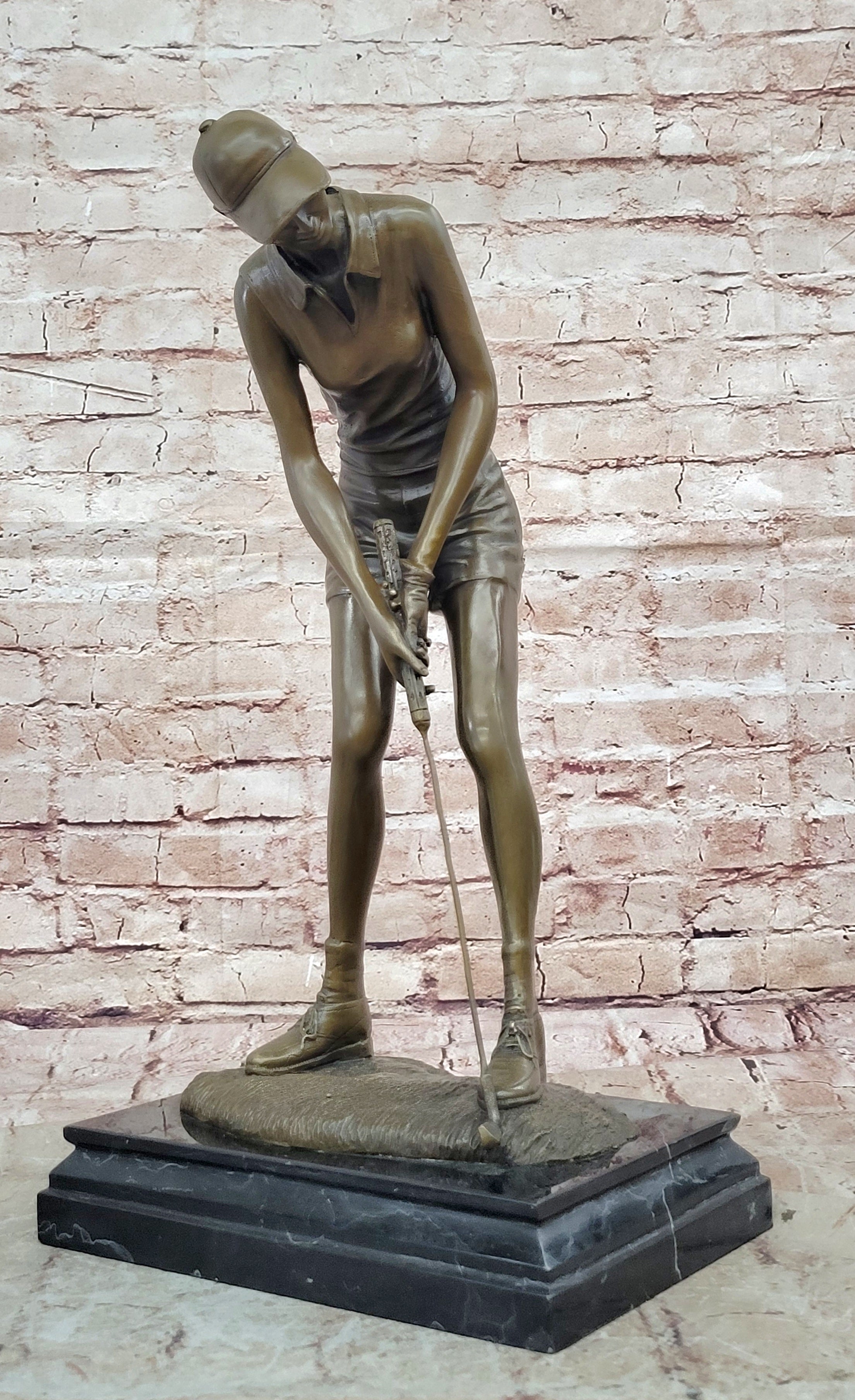 Bronze Female Golfer Sculpture – Lady Putting on Marble Base