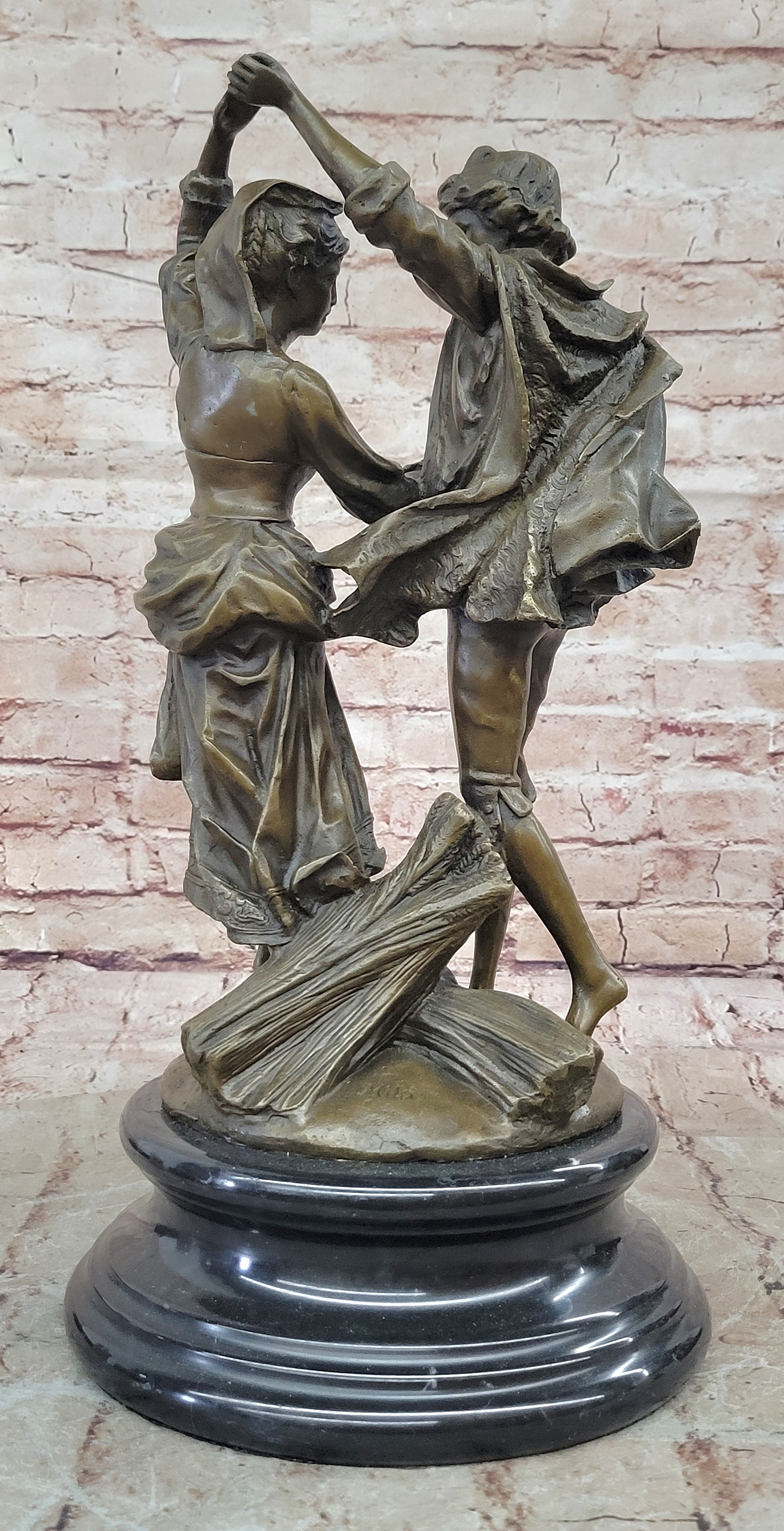 Bronze Romeo and Juliet Sculpture – Dancing Couple on Marble