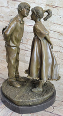 Young Romance Couple First Kiss Anniversary Wedding Bronze