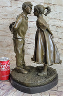 Young Romance Couple First Kiss Anniversary Wedding Bronze