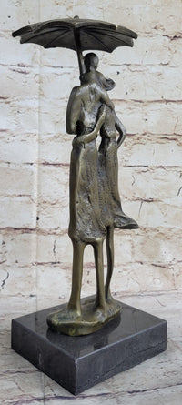 Signed Aldo Vitaleh Two Lovers in Rain Bronze Sculpture