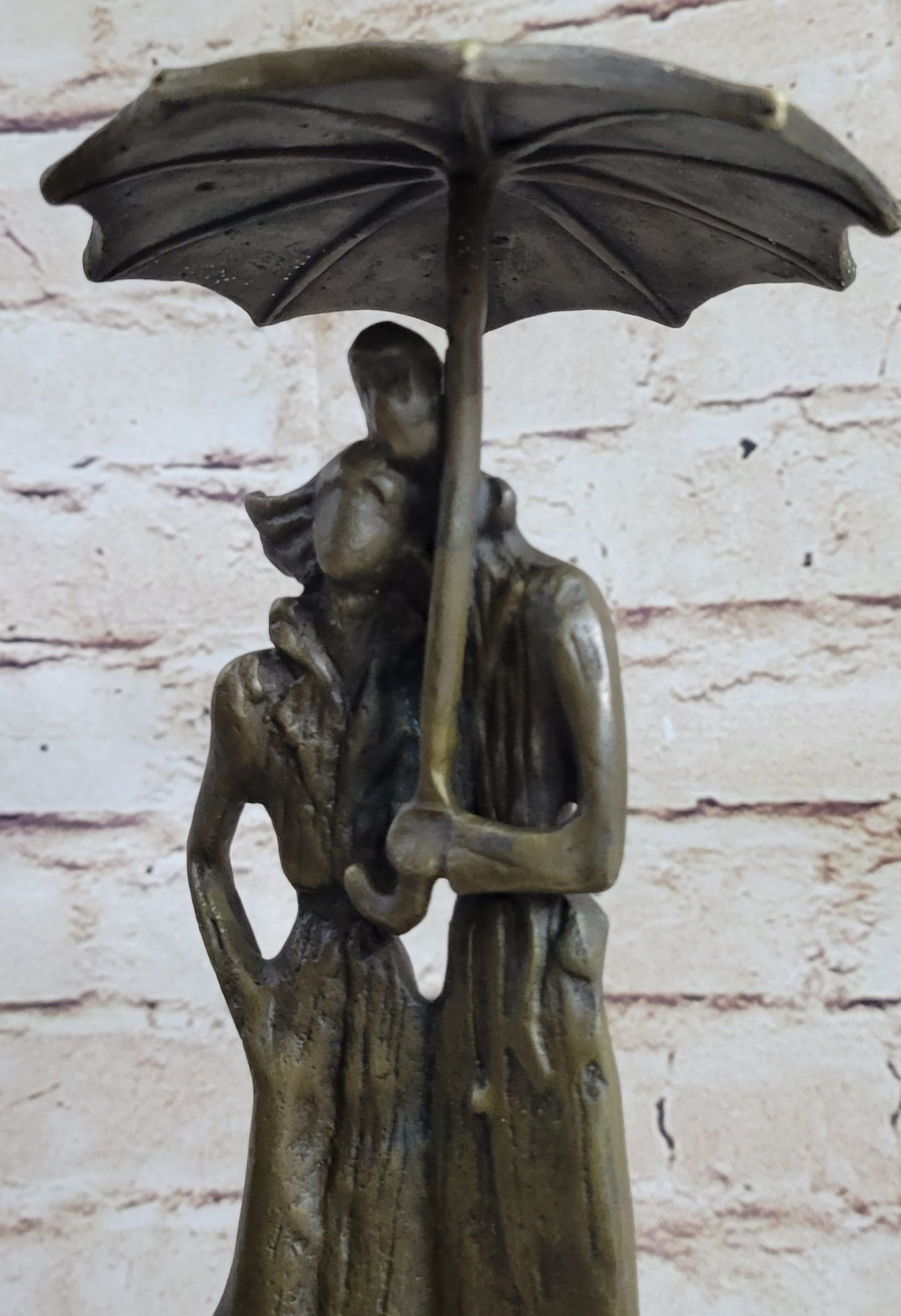 Signed Aldo Vitaleh Two Lovers in Rain Bronze Sculpture