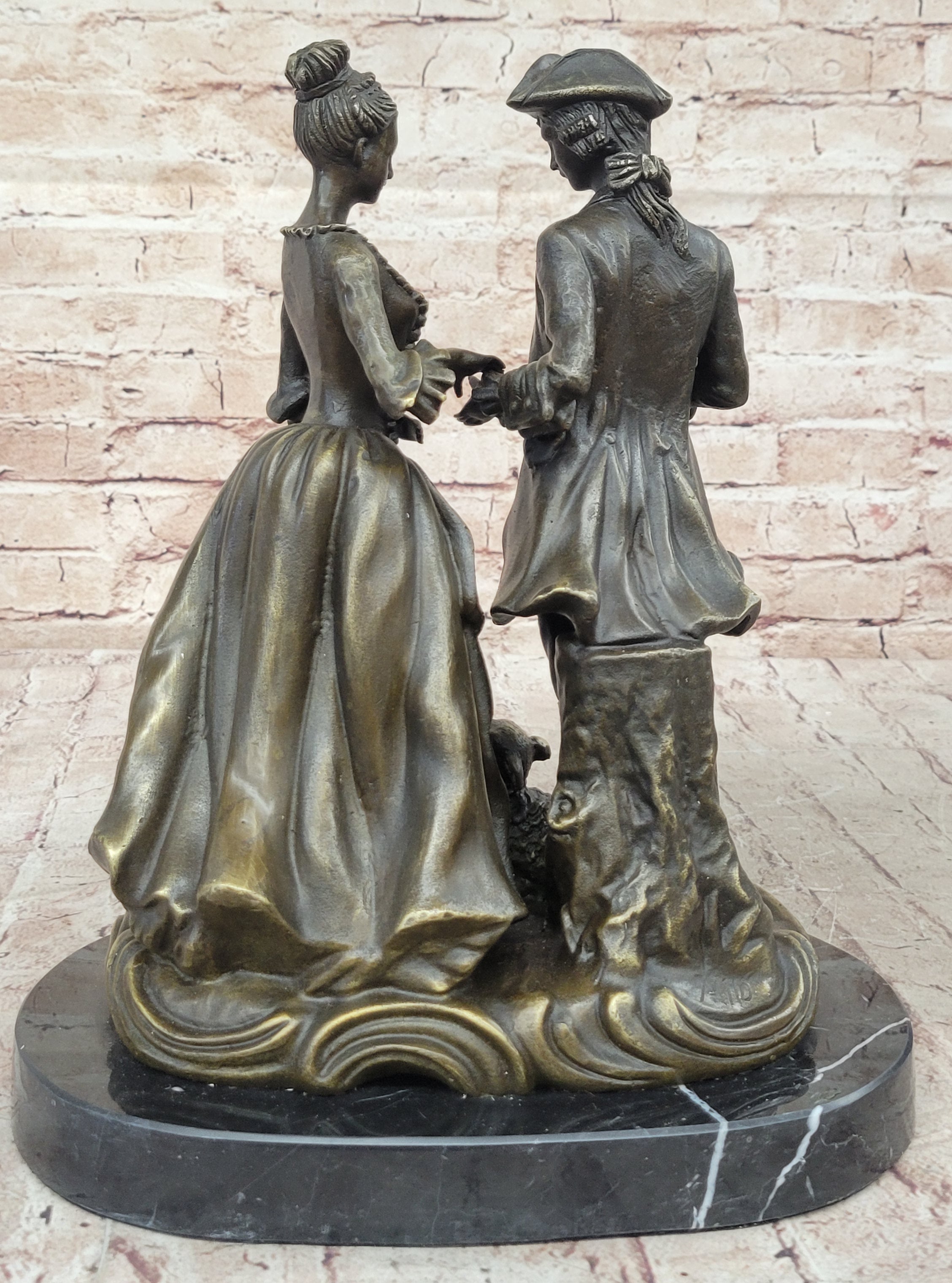 Romantic Scene Between British Officer Lord & Lady - Bronze