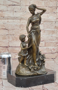 Mother and Child Bronze Sculpture – Family Moment