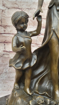 Mother and Child Bronze Sculpture – Family Moment