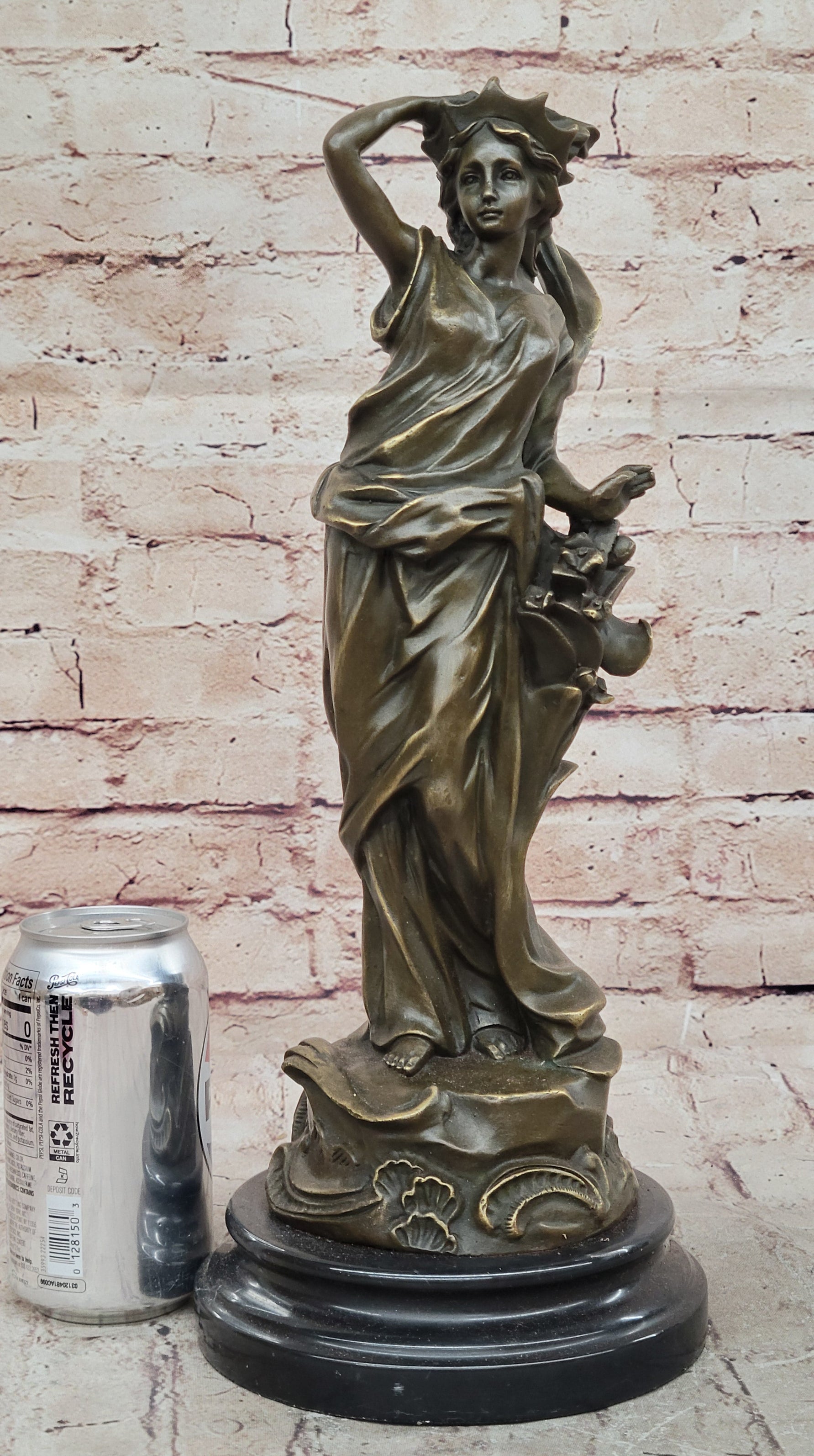 Venus Aphrodite Female Figure Bronze Sculpture