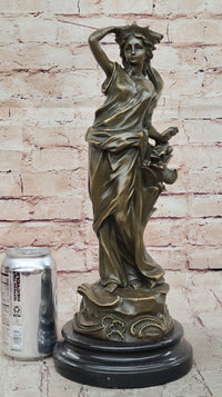 Venus Aphrodite Female Figure Bronze Sculpture